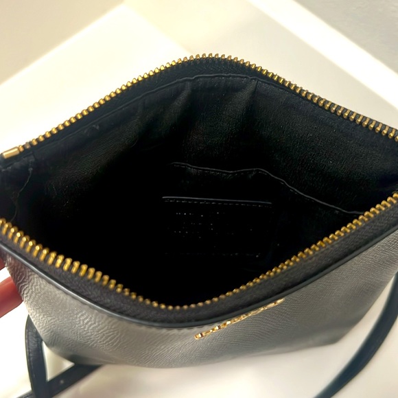 Vintage Coach Crossgrain Leather North / South Crossbody Bag Black - Picture 7 of 11